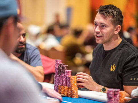 Niko Koop weiter vorn im WPT Everyone for One Drop!