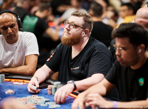 Fabian Bartuschk und Parker Talbot gehen mit Stacks in Tag 3 des Estrellas Main Event!
