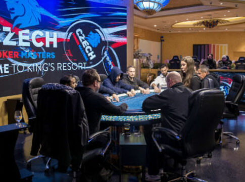 Warten auf den Spieleransturm bei den Czech Poker Masters im King’s!