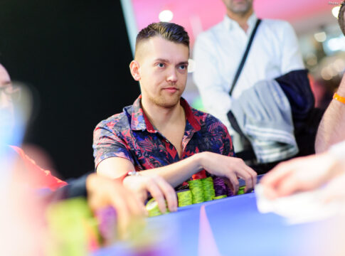 Niko Koop unter den Top5 in Tag 2 des EPT $3k Mystery Bounty!