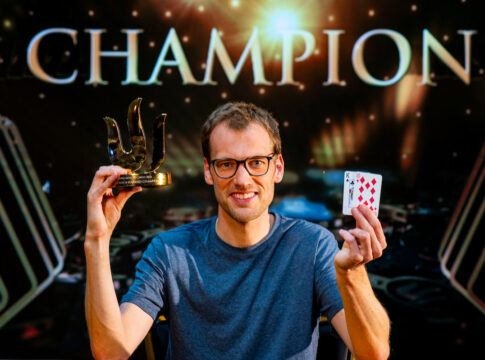 Erster Sieg nach über 6 Jahren: Vogelsang gewinnt das $100k für $2,6M in Monte-Carlo!