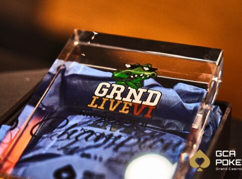 Samstag ab 12:30 Uhr – GRND Live VI €150 Main Event Tag 1b aus dem Grand Casino Aš!
