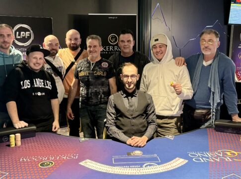 Familiärer Final Table-Deal entscheidet X-Mas Grand Stack!