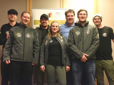 HULL: Eastside Poker Berlin ist Deutscher Meister / Playoffs mit 16 Teams in Hannover!