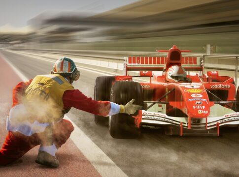 Die Formel 1 verzeichnete 2023 Rekordeinnahmen