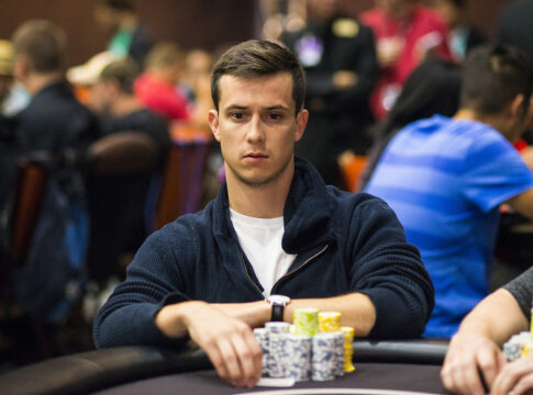 Alex Lynskey ist der große Abräumer am Ruhetag der SCOOP auf PokerStars!