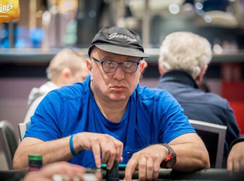Es gibt doch einen Pokergott! Erstes WSOP-Bracelet für Roland Israelashvili!