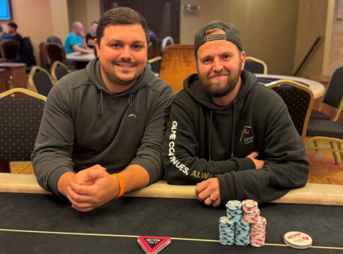 APAT – „John Wick“ holt Turbo, „Raczek“ Spitze beim Championship-Start!