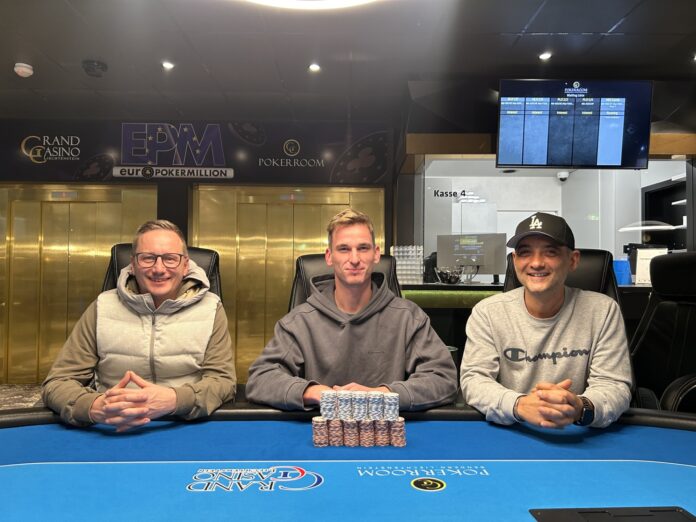 winner Low Budget Monday - vlnr Patrick Tober, Tim Ketterle, Deniz Baykal