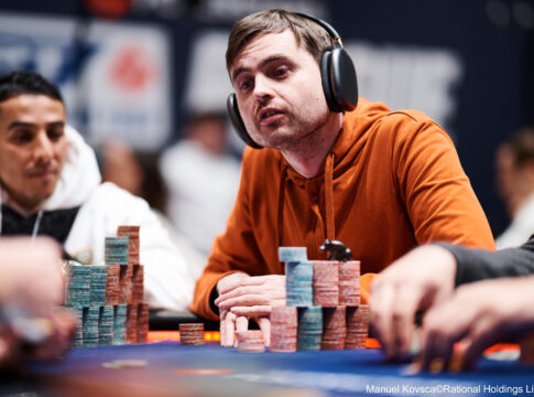 EPT Prag Tag 4 – Kabrhel wirft als Eureka Main Event Chipleader Auge auf €517k!