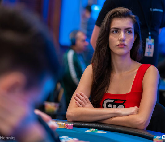 Level Up Series auf CoinPoker: Lecomsi mit weiterem CoinMasters FT, missBotez gewinnt!