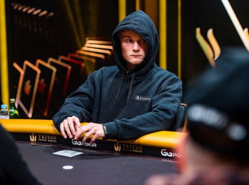 Leon Sturm mischt im $200k Triton NLH Invitational ganz vorn mit – Holz und Teusl stark!