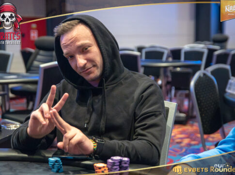 King’s Resort – Tag 1D des €480 Pirates Poker Treasure mit 151 Entries – Rumäne ‚Mousa‘ führt!