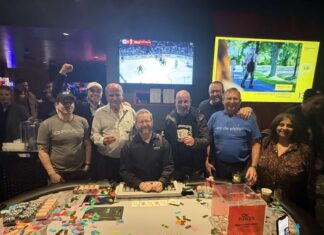 2,4M CAD Bad Beat Jackpot im Casino du Lac Leamy, Gatineau, Qebec - Quad Tens vs Straight Flush K-high