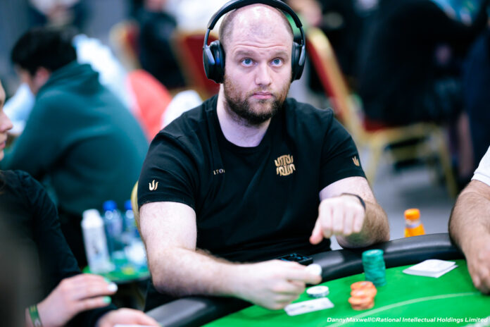 Daniel Smiljkovic - ME2 004 Daniel Smiljkovic