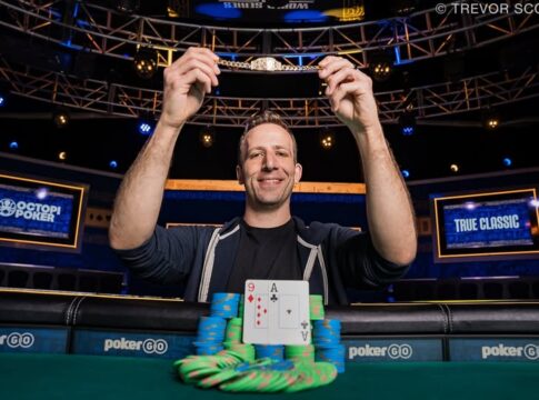 WSOP #8 – Benny Glaser rauscht zum sechsten Bracelet!