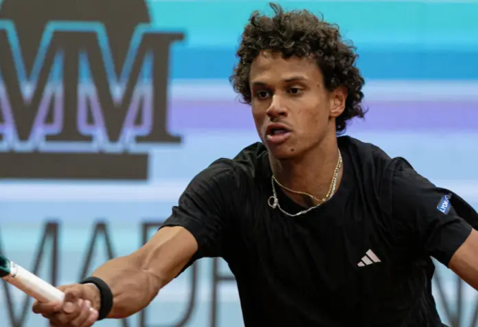 Gabriel-Diallo-2025-Madrid-Open-Martin-Sidorjak-6