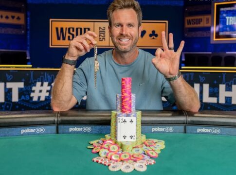 WSOP #34 – John Racener zieht drittes Bracelet im Super Turbo Bounty an!