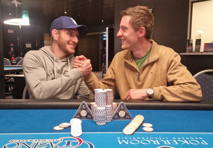 Damentag - vlnr Andreas Vetsch, Jan Schneider - Shakehands Even Deal am Damentag: (v.l.n.r.) Andreas Vetsch, Jan Schneider
