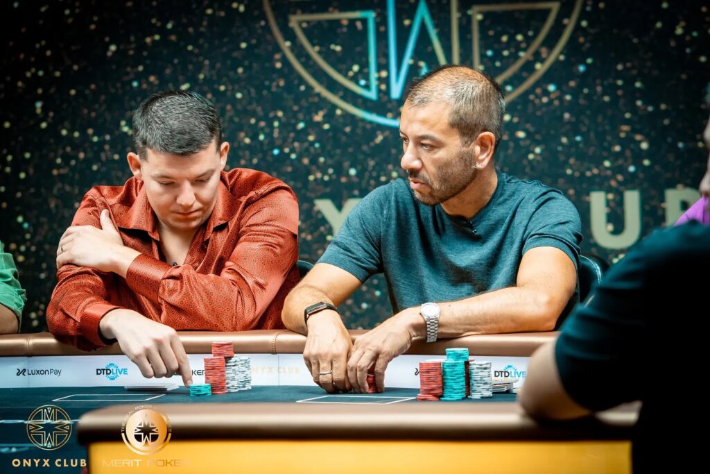 Onyx SHRS NLH Invitational - vlnr Jesse Lonis, Rob Yong