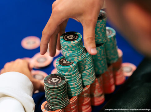 PokerStars SCOOP Tag 14 – ‚Redarion‘ aus Österreich führt im SCOOP 80-M Sunday Warm-Up!