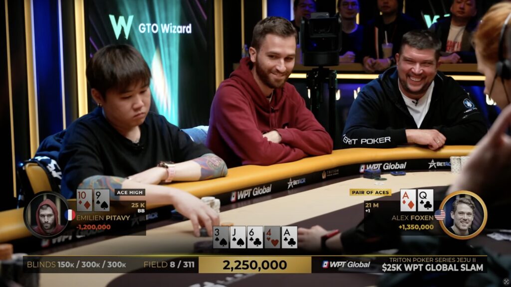 Emilien Pitavi - one chip behind - a chip and a chair