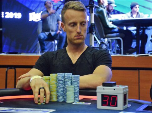 WSOPE #5 – Vlastimil Pustina führt die letzten 23 in die Mini Main-Entscheidung!
