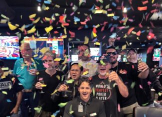 Playgound Poker Casino Bad Beat Jackpot BBJ 1595087 - Straight Flush vs Straight Flush