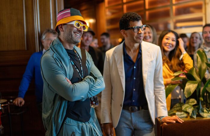 Antonio Esfandiari, Adam Pliska