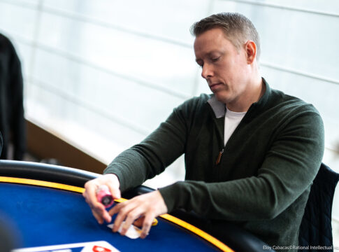 „dogecoin4life“, „Mozart333“ und „BJPCoin“ siegreich im CoinPoker Grind! Espen Myrmo