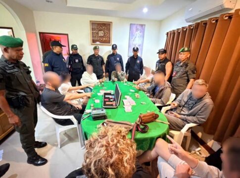 Thailand-Razzia – Zehn Touristen beim Pokern erwischt!