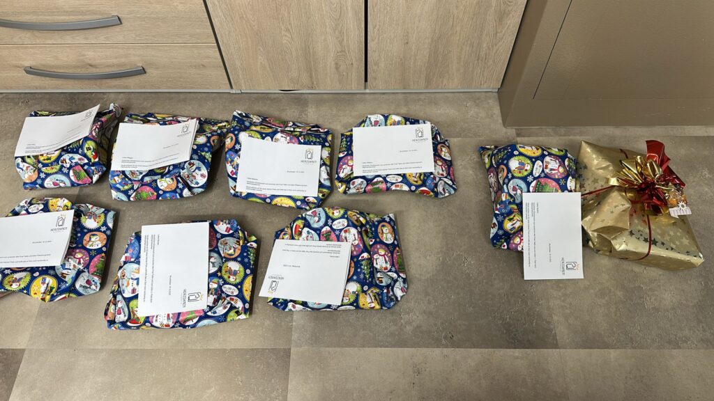 Herzdamen Weihnachtsturnier - Final Table Geschenke