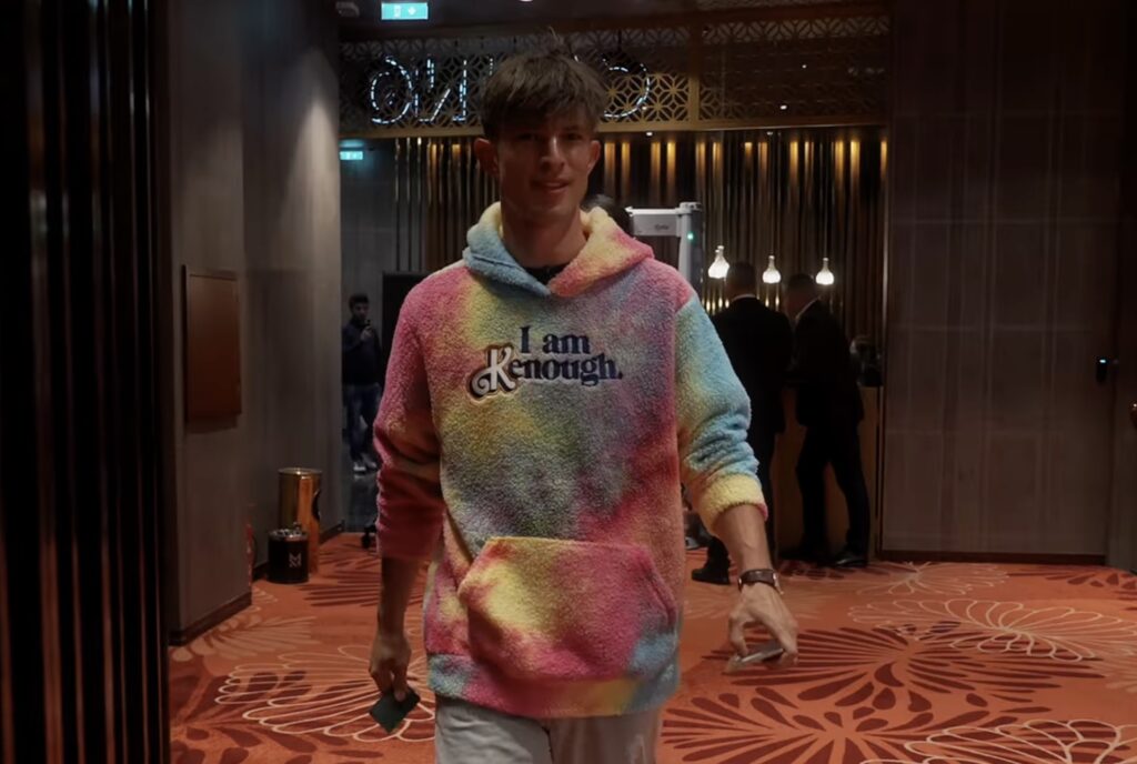 Lauter Pulli zum Triton Invitational Walk-On - Mario Mosböck