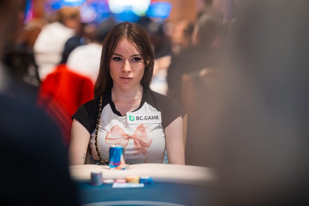 Paulina Löliger "Poker Bunny"