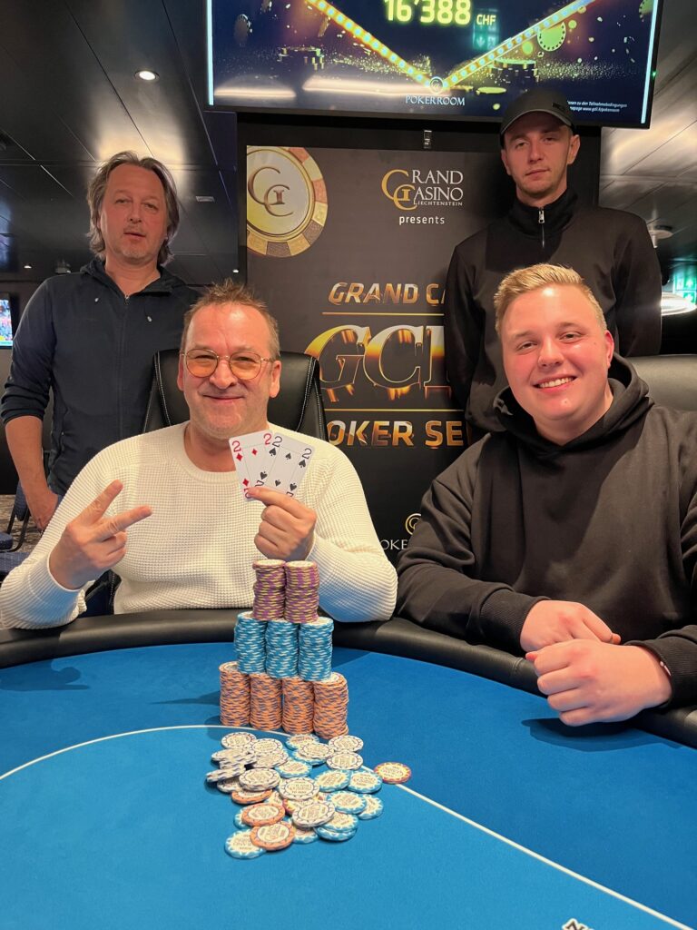 4 in the Money - Lukas Büchel, Destroyer, Daniel Vogel, Moritz Kerbleder - quer