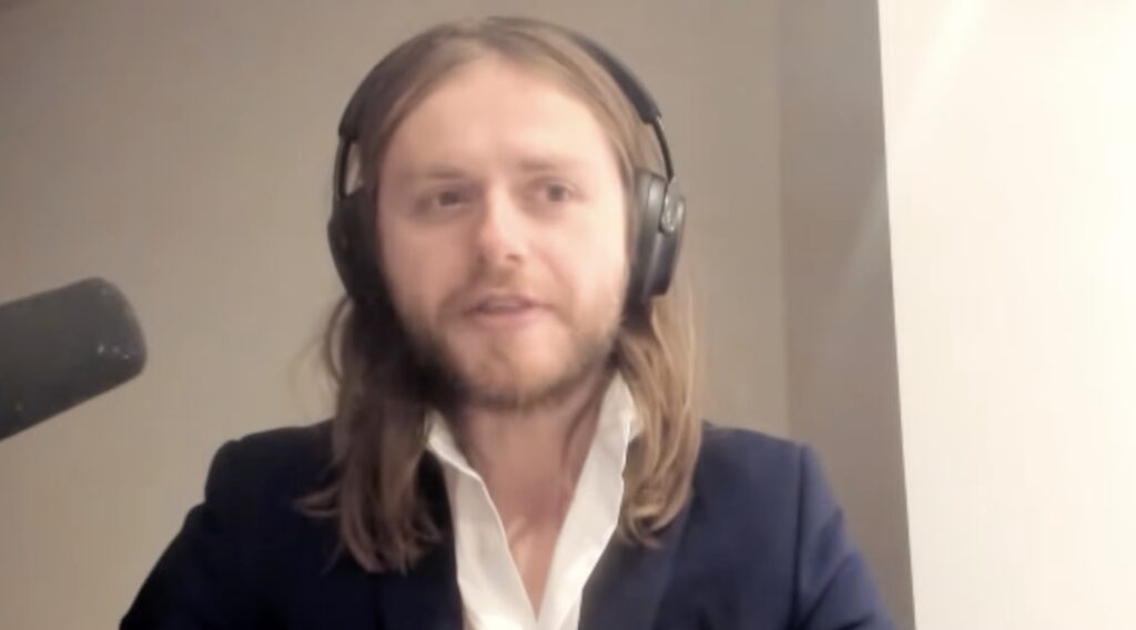 Charlie Carrel - INTRO