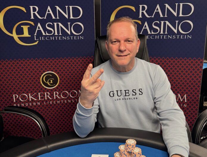 Friday Freezeout - Notis GR - CROP Friday Freezeout - Notis GR