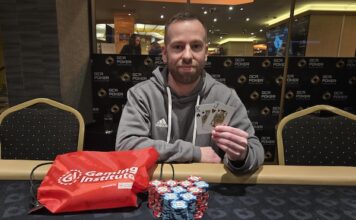 GCA: Klas Klinger verputzt das PKO Warm Up!