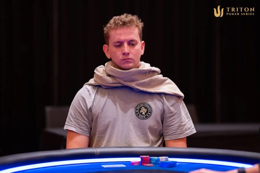 Felix Rabas - Triton ONE