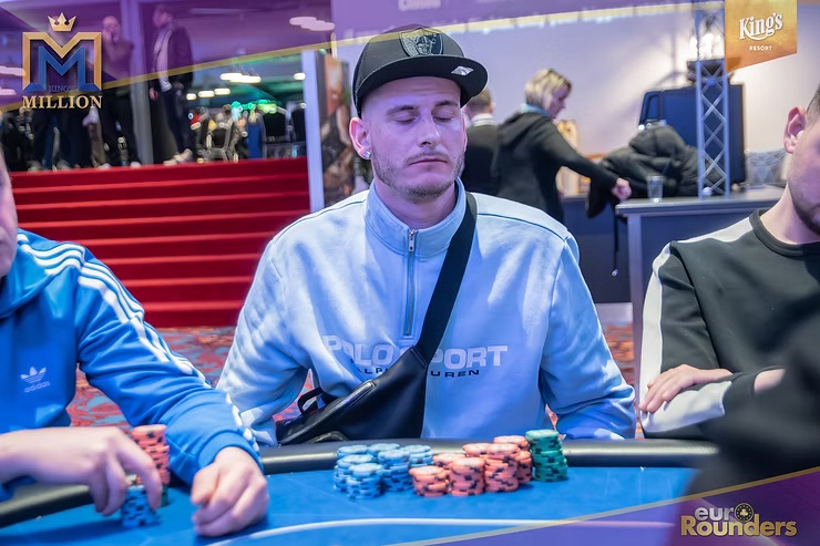 KM Kings Million Day 1F Chipleader Philip Hoehl