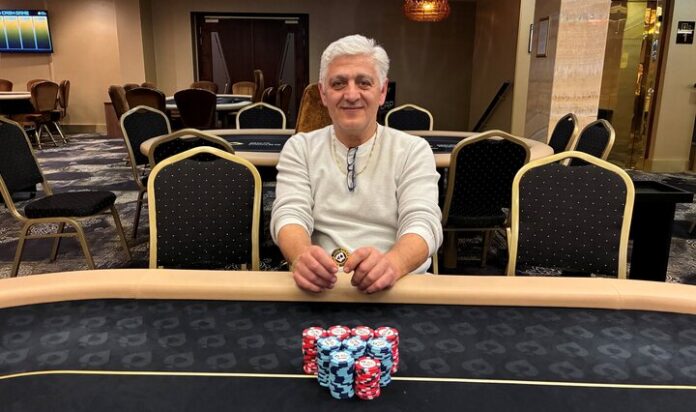 Kickstarter - Ahmet Zorlür Zorluer Kickstarter - Ahmet Zorlür Zorluer