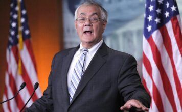 Barney Frank: Verfechter von Online-Poker stirbt mit 86 Jahren