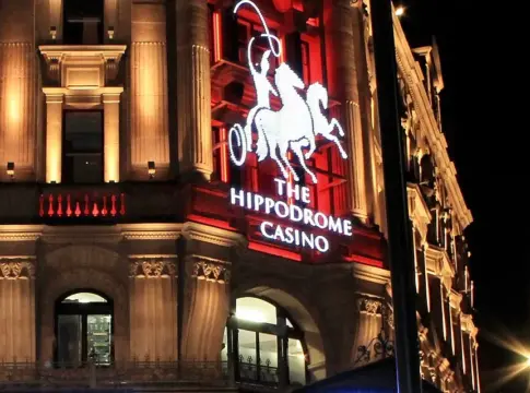 Englischer Hit-and-Run-Spieler verliert Prozess gegen das Hippodrome!