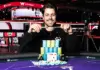 WSOP #21 – Normand gewinnt zwischen Tag 2 & 3 noch schnell ein anderes Turnier und holt schlaflos das Bracelet!