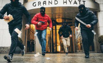 So lief der große Berliner Pokerraub wirklich ab! (Video inside) tatsache - EPT Berlin 2010 Grand Hyatt - Deutschlands unglaublicher Pokerraub