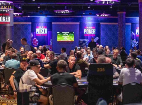1. Ring im Card Casino WSOPC geht an Lapenna / Winkler-Arnold wird 4. / Stern am Mini ME FT!
