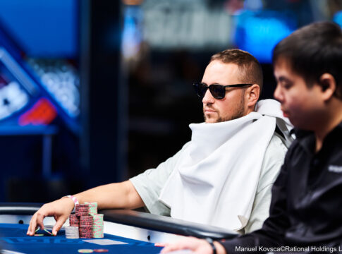 Manuel Ferrari führt am Final Table des EPT Barcelona Main Event!