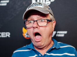 OLA Poker Tour Main Event Monster-Chipleader Ian Walsh - hoch
