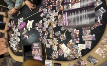 Tausche 4 Kruse, 3 Jenzouu, 2 Q_Poker und 1 Bartuschk gegen 1 Glitzer! Sticker-Fieber grassiert beim Meetup Poker Festival! Sammelfieber MUP Meetup Poker Festival Sticker Stickeralbum