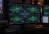 Ab 1. Dezember: GGPoker scannt Drittanbieter-Poker-Tools Unbranded online poker client with a blurred security warning on a computer monitor